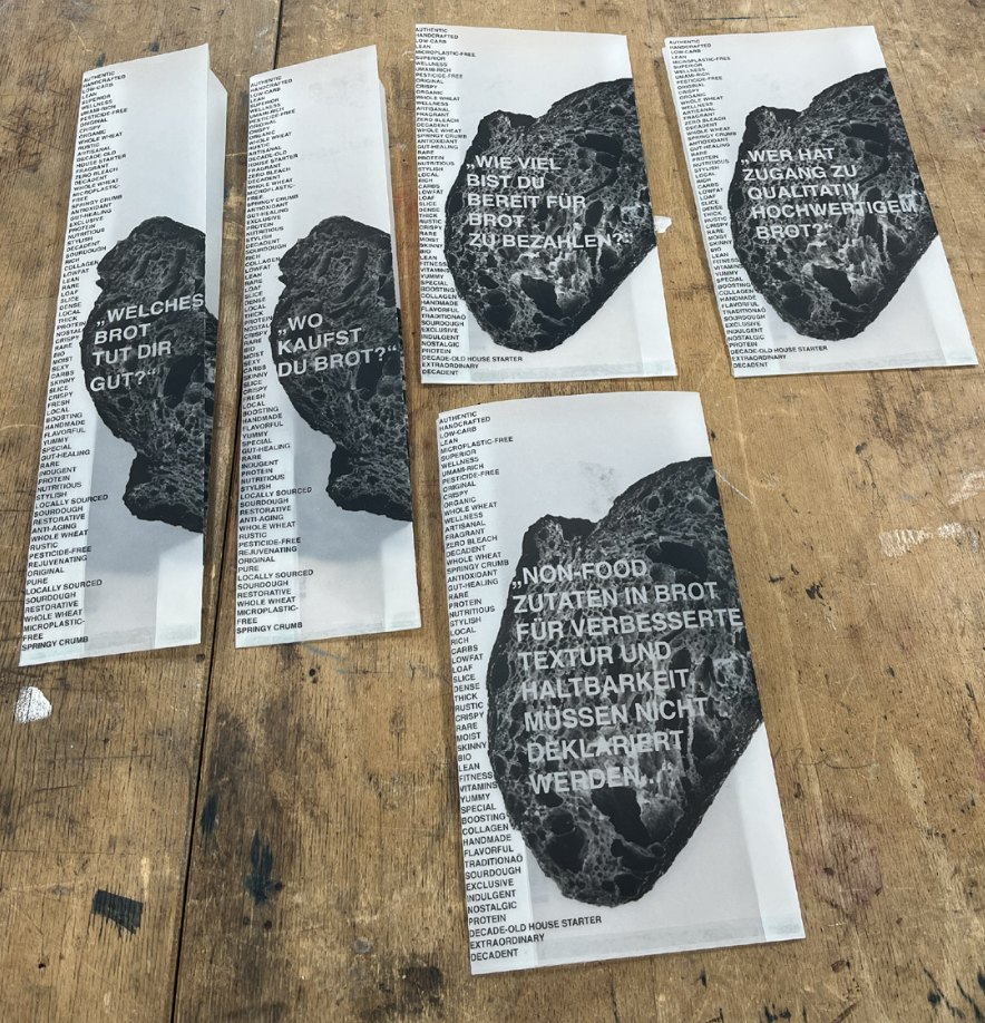 five paper bread bags printed with a black and white loaf, a column of bakery buzzwords like authentic, sourdough, gut-healing, and questions such as Wo kaufst du Brot? and Wie viel bist du bereit für Brot zu bezahlen?